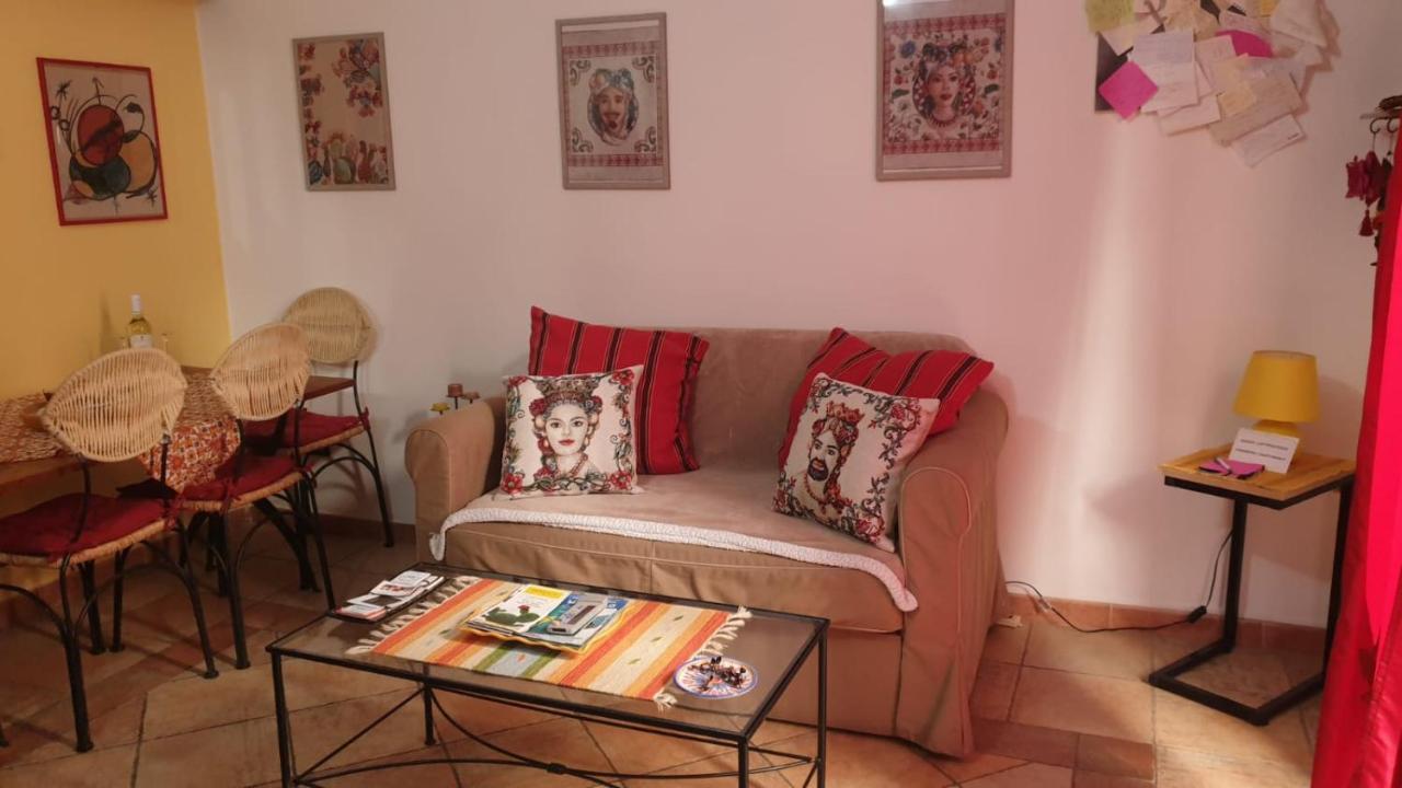 Home Casa Professa 1 ปาแลร์โม ภายนอก รูปภาพ